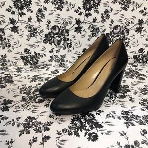 MICHAEL KORS BLACK HIGH HEEL 8M